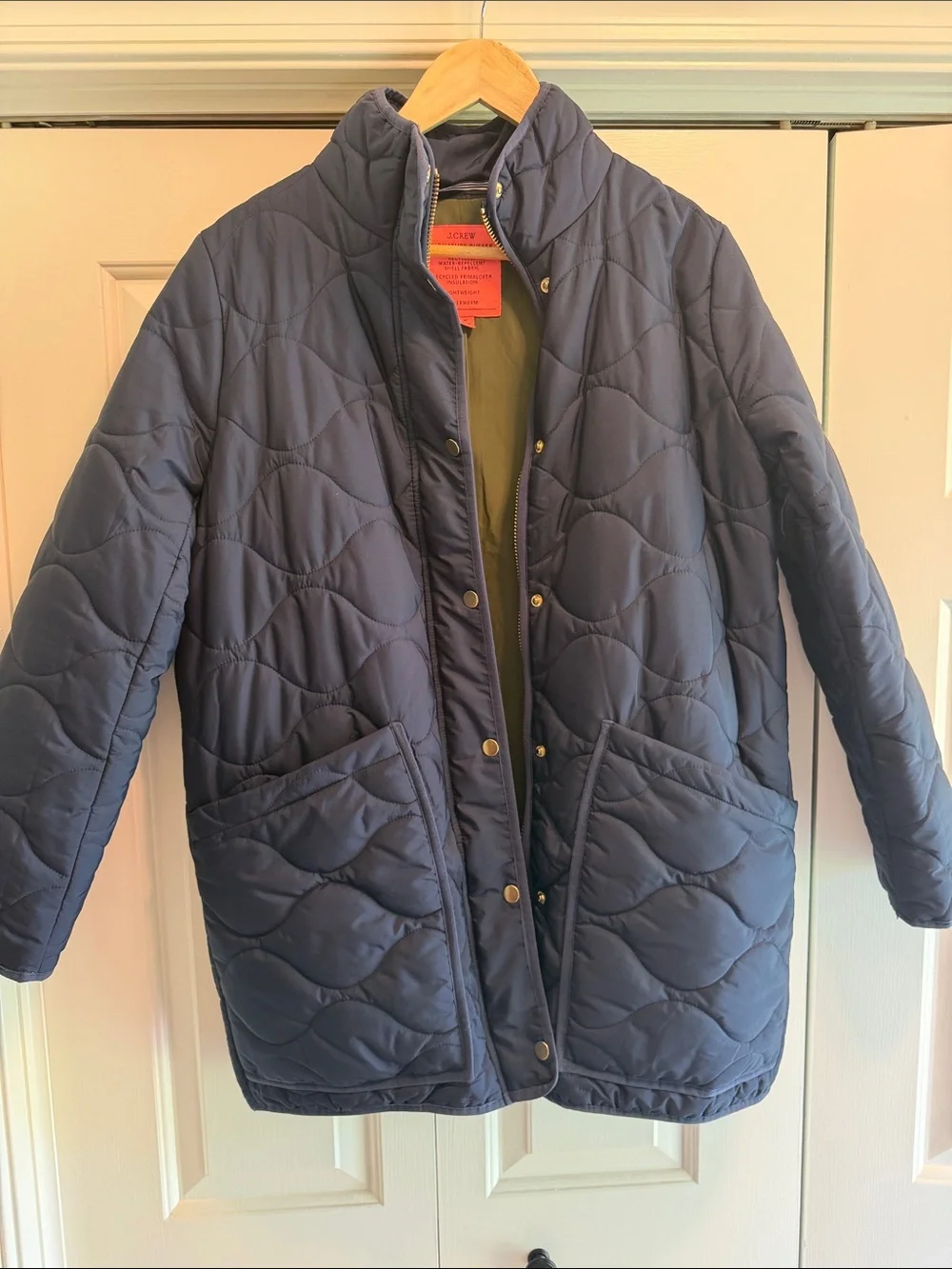 Jcrew recycled primaloft puffer jacket. Women’s medium